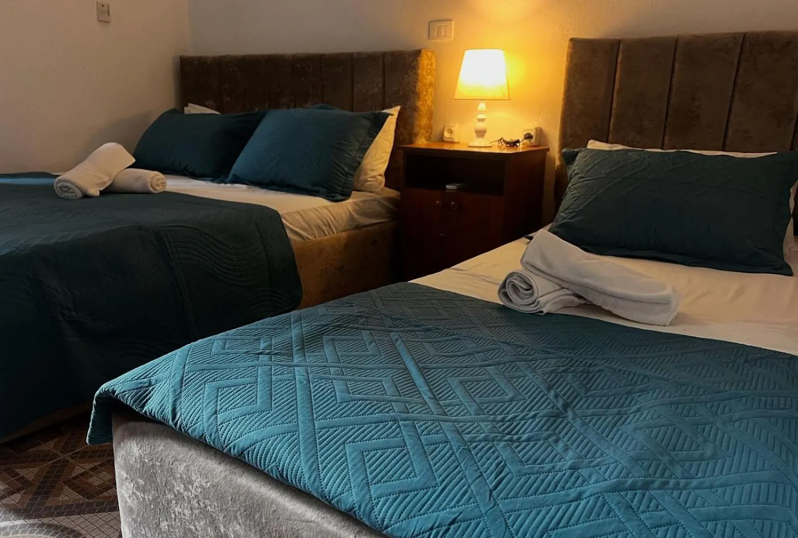 Lion Hotel Golem  3*, Golem (Tirana) Albania