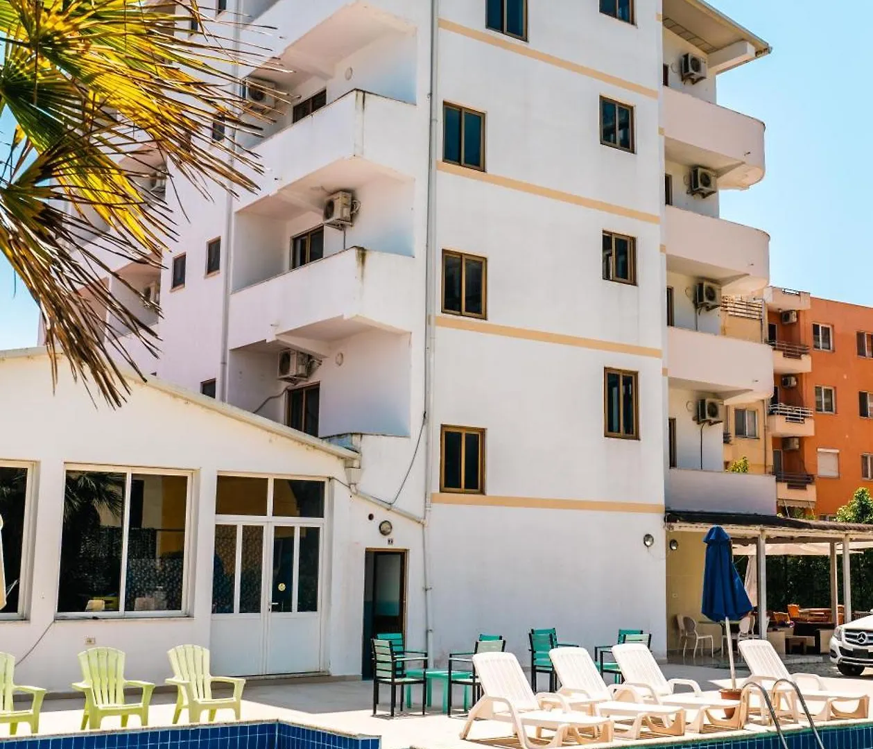 Lion Hotel Golem  Golem (Tirana)